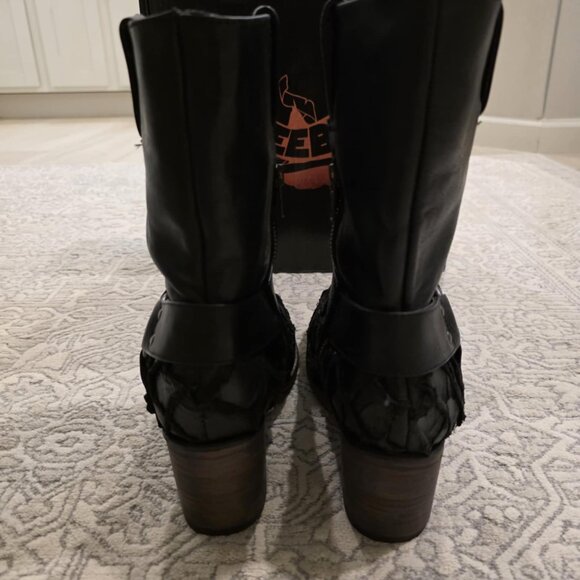 Freebird by Steven Black Ankle Boots - Picture 6 of 11